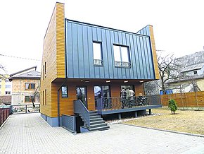 http://m.lrytas.lt/-13018645311301800749-seniems-namams-architektai-matuoja-nauj%C4%85-drabu%C5%BE%C4%AF.htm
