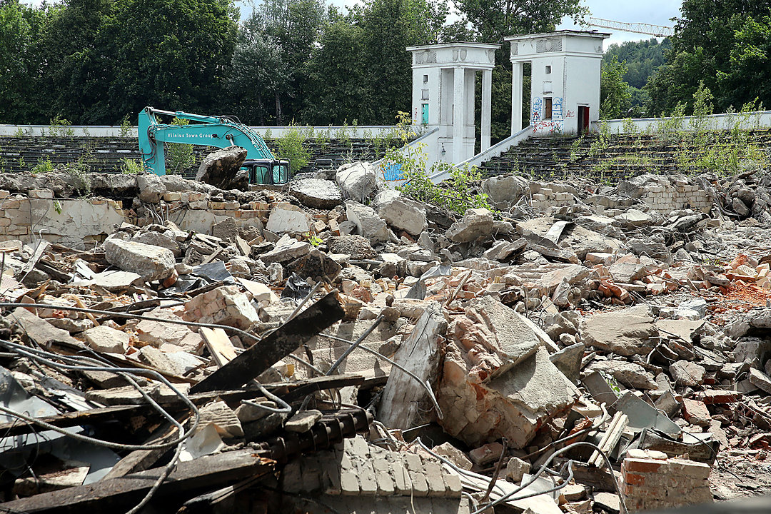 http://img.lrytas.lt/show_foto/?f=4&s=19&id=2179257