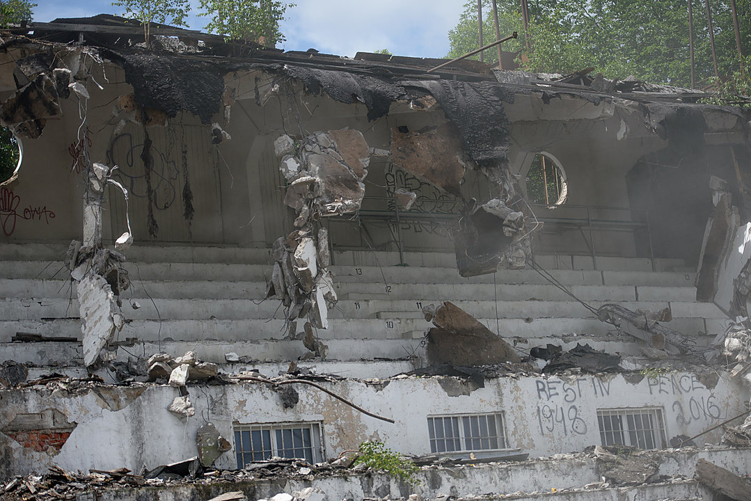 http://img.lrytas.lt/show_foto/?f=4&s=19&id=2179695