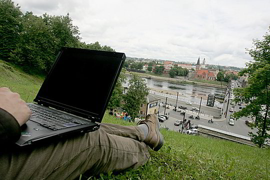 Antroji kiekvienos rinkos analizės dalis apibūdina vietos interneto vartotojų ypatybes – jų sociodemografinį profilį ir aktyvumą internete. Antroji kiekvienos rinkos analizės dalis apibūdina vietos interneto vartotojų ypatybes – jų sociodemografinį profilį ir aktyvumą internete.