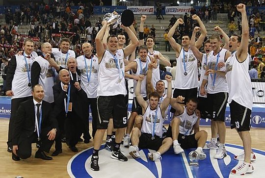 Vilniaus "Lietuvos rytas" - Europos taurės turnyro nugalėtojai. Vilniaus "Lietuvos rytas" - Europos taurės turnyro nugalėtojai.