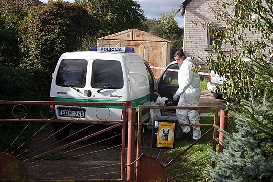Praėjus keturioms valandoms po J.Furmanavičiaus nužudymo, šūviai aidėjo Piliuonos gatvėje. Praėjus keturioms valandoms po J.Furmanavičiaus nužudymo, šūviai aidėjo Piliuonos gatvėje.