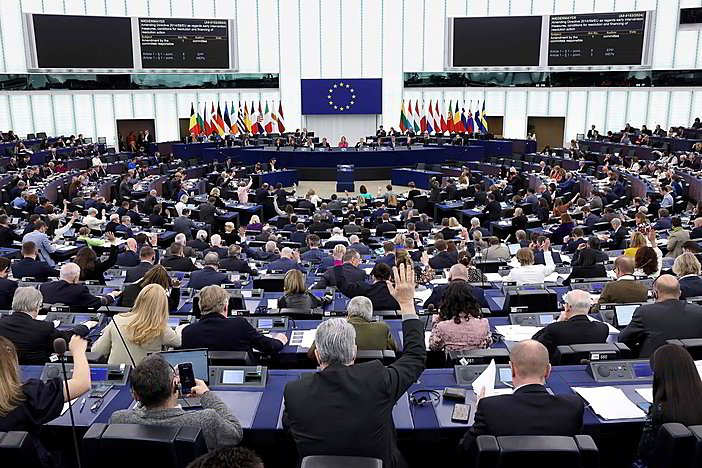 Gyvai: komentarai Europos Parlamento rinkimų rezultatams aptarti