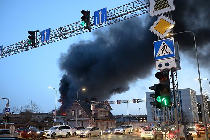 Gyvai: komentarai apie Vilniuje kilusį gaisrą ir situacijos suvaldymą